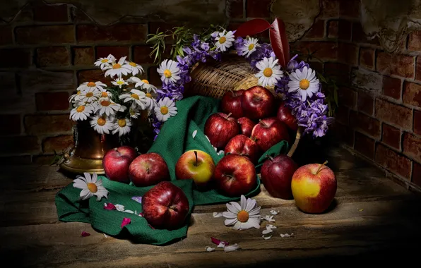 Цветы, темный фон, яблоки, еда, ромашки, ткань, натюрморт, корзинка