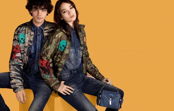 Картинка Девушка, Сумочка, Парень, Двое, Diesel, Miles Frank, Fashion Campaign, Mona Motsuoka