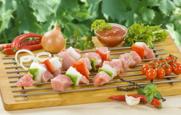 Лук, мясо, перец, помидоры, кетчуп, шашлык, чеснок, базилик