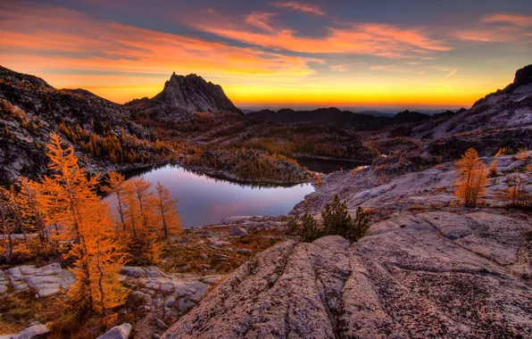 Картинка осень, пейзаж, закат, горы, озеро, скалы