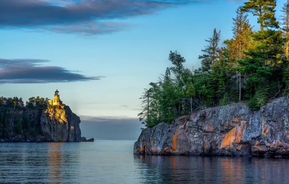 Деревья, озеро, скалы, маяк, Миннесота, Minnesota, Lake Superior, Великие озёра