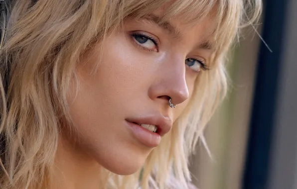Girl, model, lips, look, blonde, piersing, Leslie Malso