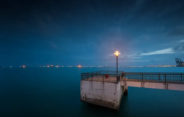Ночь, берег, Singapore