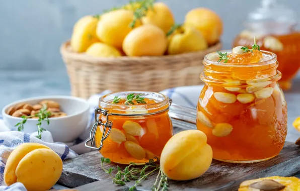 Стекло, полотенце, баночки, банки, фрукты, орехи, корзинка, много