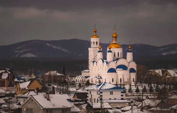 Картинка пейзаж, горы, дома, деревня, Храм Преображения Господня