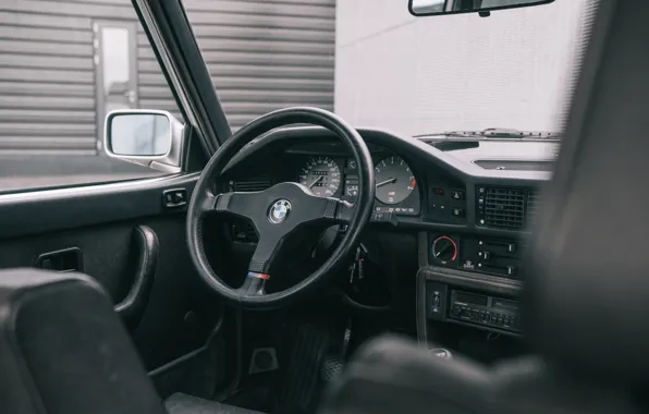 Картинка BMW, E28, BMW M5, dashboard, car interior