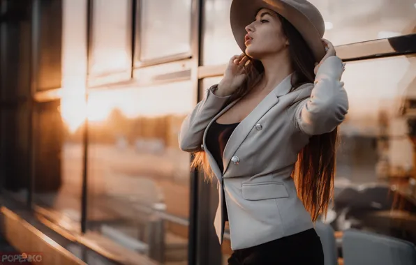 Картинка девушка, поза, стиль, шляпа, длинные волосы, Андрей Попенко