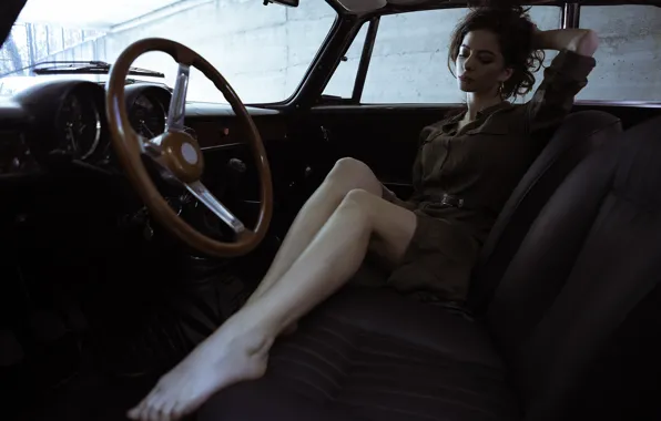 Картинка машина, девушка, Miki Kraviz