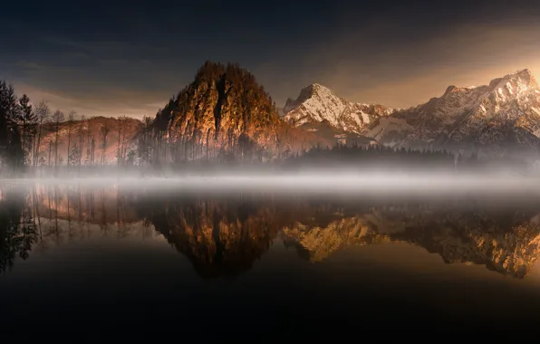 Картинка свет, горы, туман, вершины, вечер, утро, панорама, водоем