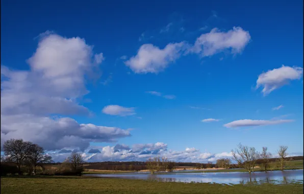 Картинка поле, небо, облака, озеро, Природа, sky, field, nature