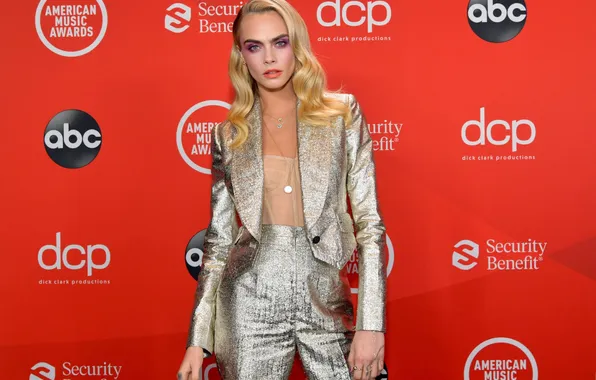 Girl, beautiful, model, sweet, blonde, long-haired, cara delevingne