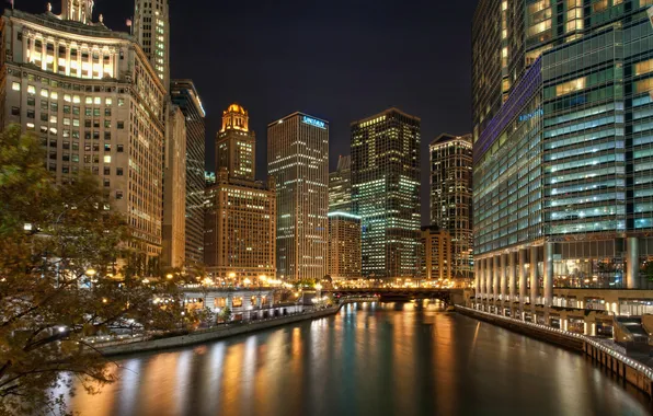Картинка ночь, город, огни, отражение, река, небоскребы, Чикаго, Иллиноис