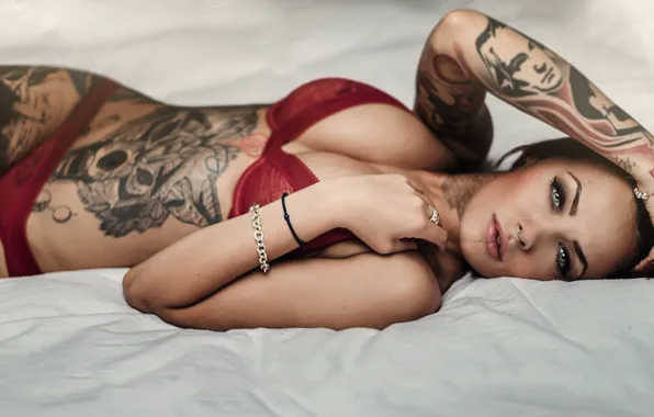 Девушка, тело, руки, пирсинг, живот, girl, лифчик, татуировки