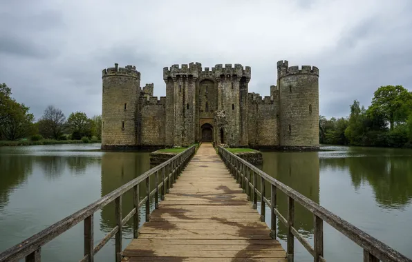 Небо, деревья, мост, озеро, Англия, England, Bodiam castle, средневековая архитектура