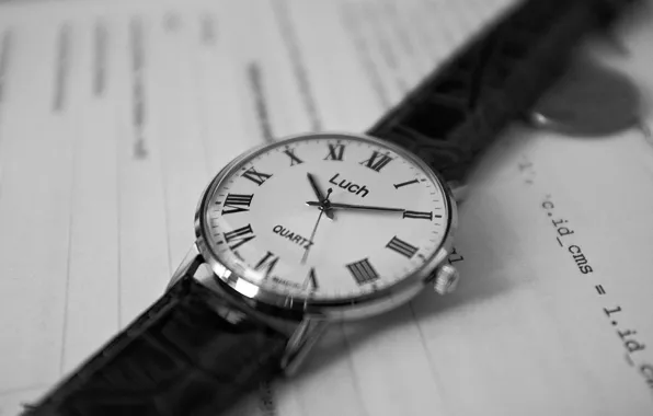 Часы, черно-белое, винтаж, ретро часы, советские часы, советское, винтажные часы, luch watches