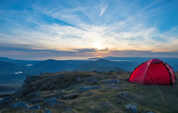 Картинка небо, облака, горы, высота, палатка, туризм