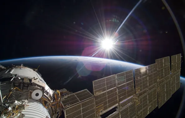Картинка солнце, космос, корабль, Земля, космический, Союз, пилотируемый, ТМА-7