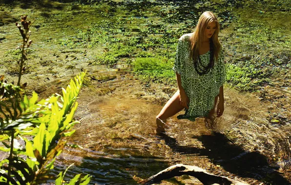 В воде, на природе, gianne albertoni, бразильская модель