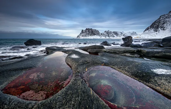 Norway, Lofoten, Uttakleiv Beach