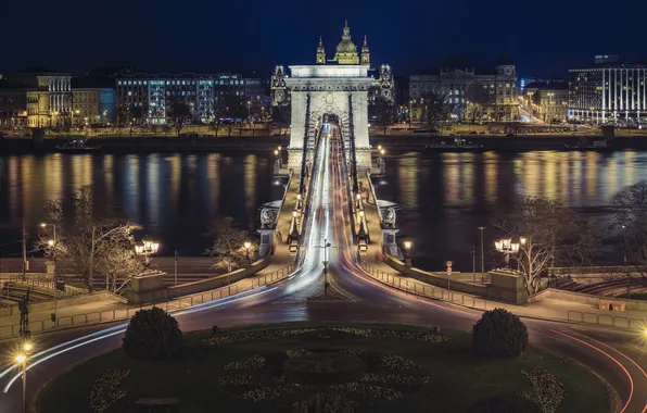 Венгрия, Будапешт, Дунай, цепной мост, ночь. огни