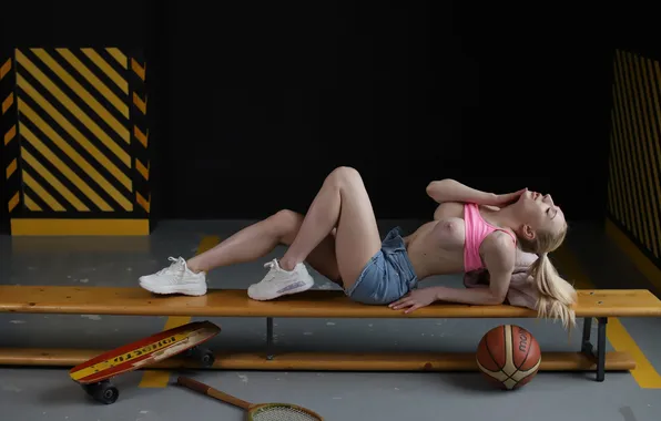 Девушка, basketball, boobs, model, blonde, ball, big boobs, skateboard