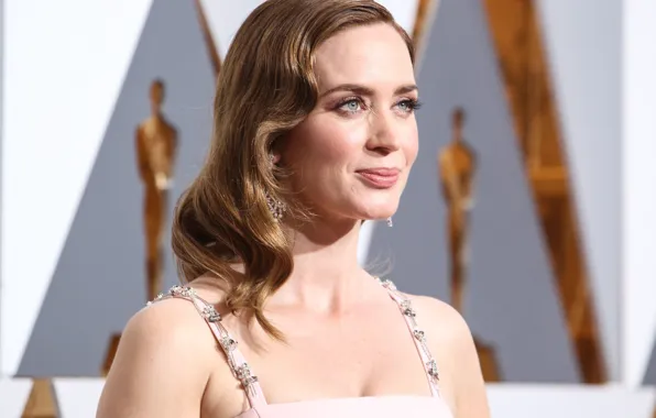 Взгляд, девушка, поза, актриса, Эмили Блант, Emily Blunt, hair
