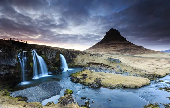 Картинка облака, закат, река, гора, водопад, весна, вулкан, Исландия