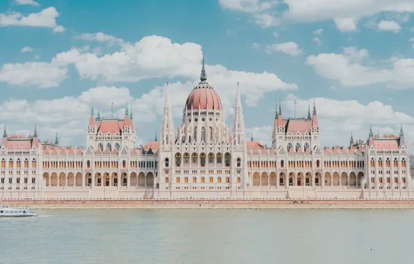 Clouds, Building, Sea, Culture, Luca Herren