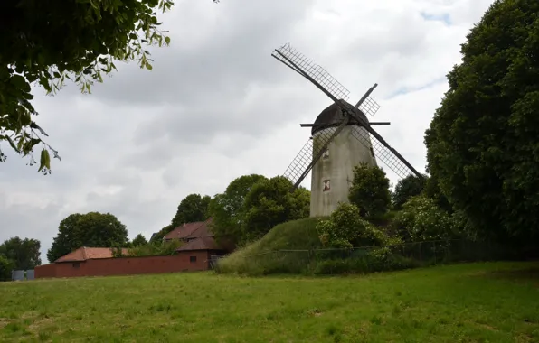 Deutschland, verlassene Windmühle, Ruine