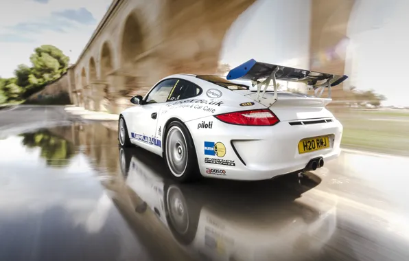 Картинка отражение, скорость, 997, Porsche, white, спорткар, порше, Carrera S