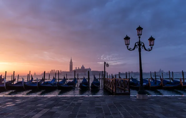 Картинка дома, утро, Венеция, канал, набережная, гондолы