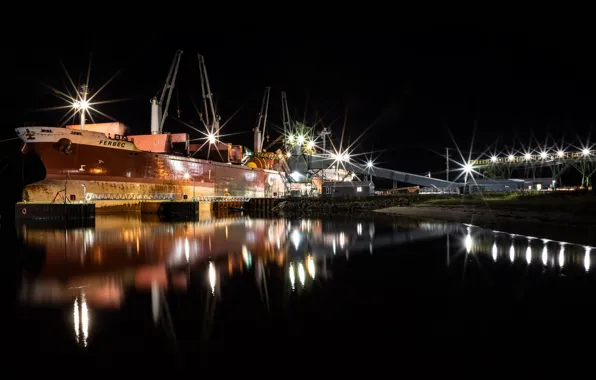 Canada, Havre-Saint-Pierre, Port minéralier