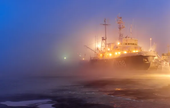 Картинка огни, туман, корабль, лёд, порт