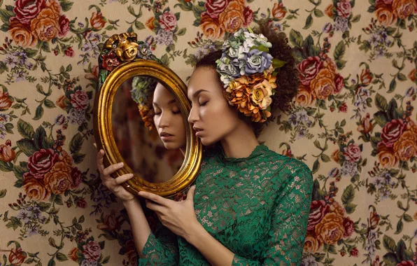 Картинка девушка, цветы, лицо, стиль, отражение, настроение, зеркало, кружево