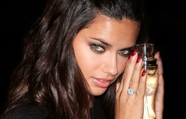 Взгляд, девушка, духи, макияж, Adriana Lima, флакон