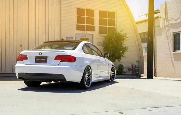 Картинка BMW, white, E92, 328i, MRR Wheels, rearside