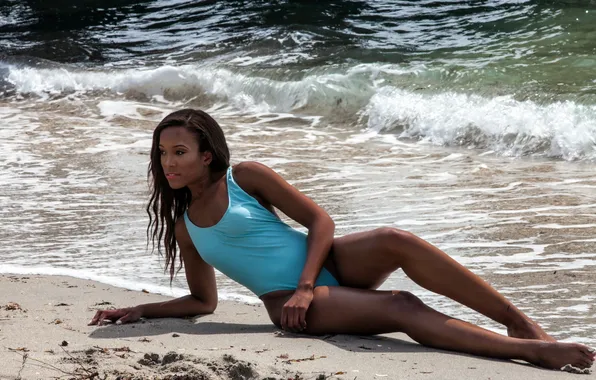 Море, лето, девушка