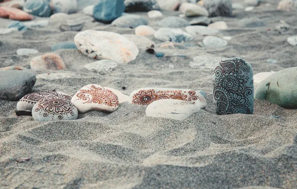 Картинка песок, пляж, камни, спокойствие, позитив, мехенди