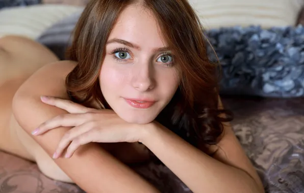 Brunette, Bed, Nude, Pose, Met-Art, Stare, Dakota, Erotic Model