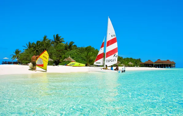 Картинка море, небо, пальмы, люди, лодка, остров, парус, Мальдивы