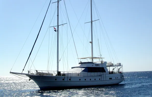 Море, солнце, яхта