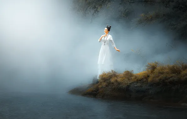Трава, вода, девушка, ветки, природа, поза, туман, озеро