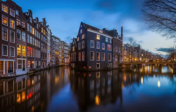 Картинка вода, свет, город, огни, дома, вечер, Амстердам, канал