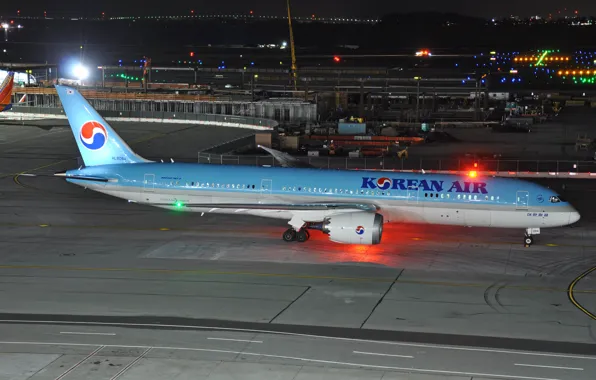 Аэродром, пассажирский самолет, Korean Air