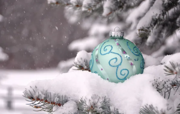 Картинка зима, снег, ветки, игрушка, шарик