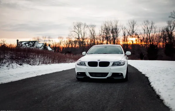 Картинка зима, снег, закат, бмв, BMW, белая, 3 series