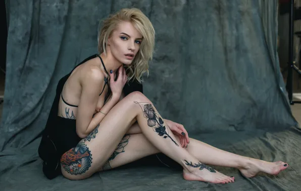 Грудь, тату, сосок, ножки, Christina May