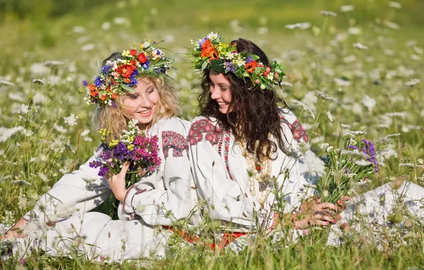 Поле, лето, солнце, улыбка, девушки, настроение, венок