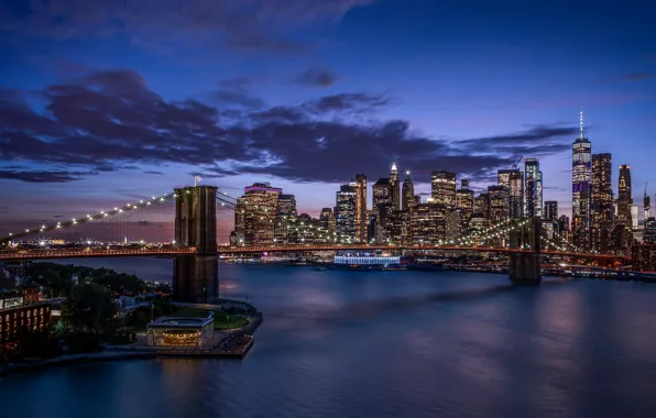 Нью-Йорк, США, Brooklyn Bridge, Ист-Ривер
