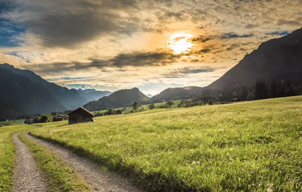 Дорога, горы, утро